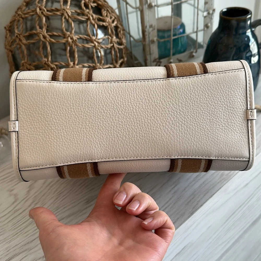 NWT | Coach Smith Tote Bag 24 in Chalk Multi - Picture 11 of 16